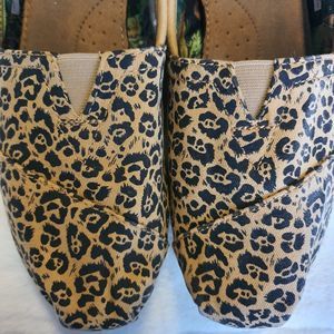 Toms National Geographic Jaguar Print Casual Women's Slip on Size 8